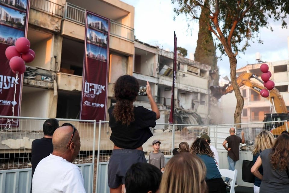 ארבעה בנייני שיכון נהרסים: 220 דירות ייבנו במקומם ברמת השרון