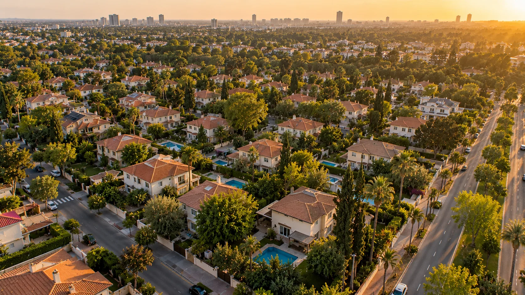 Real estate agency in Kiryat Ganim: an aerial view over the villas, the gardens and Weizmann Boulevard (illustration)