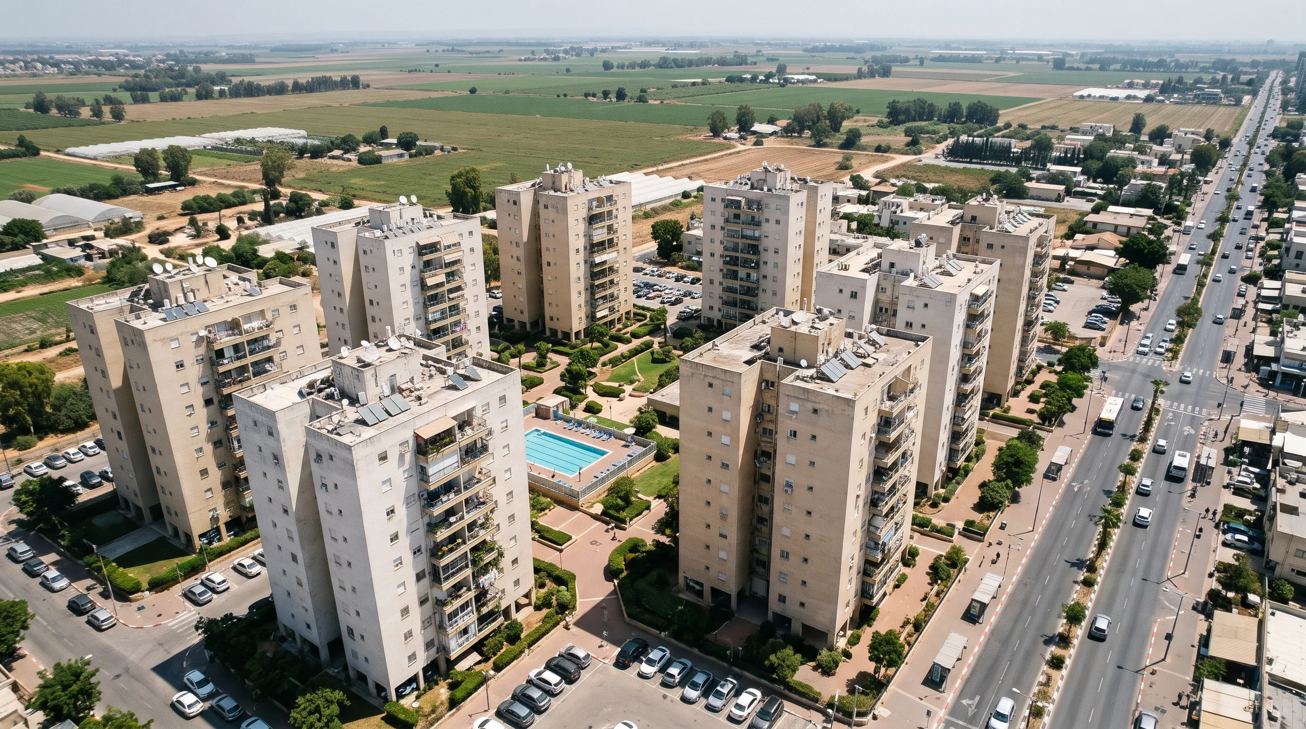 Agencia inmobiliaria en Tzameret: vista aérea de las torres y los jardines (ilustración)