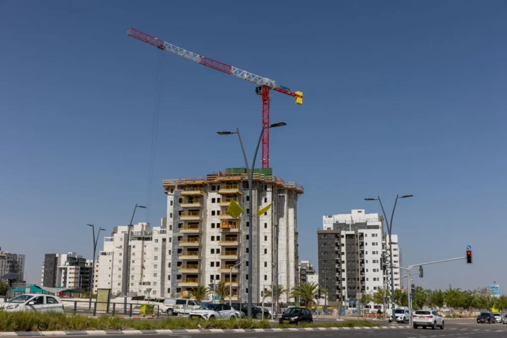 אפילו בתל אביב המחירים יורדים: הנתונים החדשים של שוק הדירות