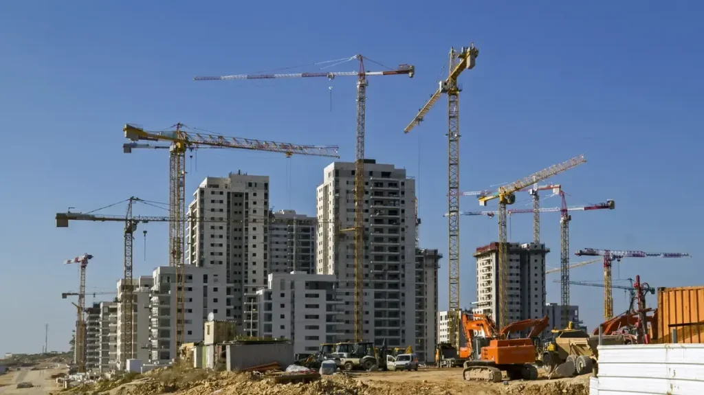 קו אדום: המכה הקשה שהנחיתו הבנקים על הקבלנים