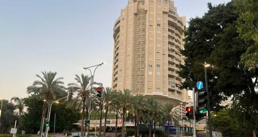 רשמית: מתחם בן גוריון בהרצליה הוכרז לפינוי בינוי