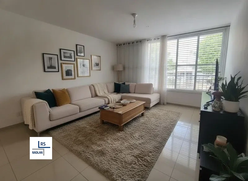 Appartement, 4.5 pièces à Center, Herzliya