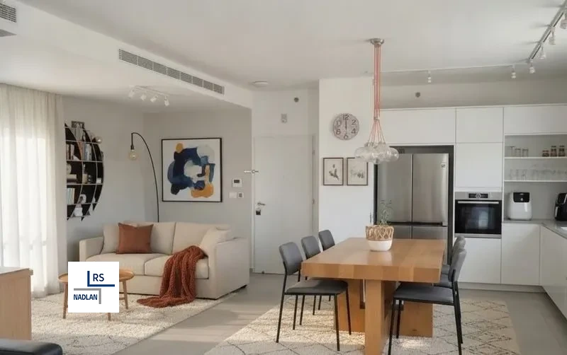 À vendre : Appartement, 5 pièces à Golan, Ramat HaSharon, photo 2